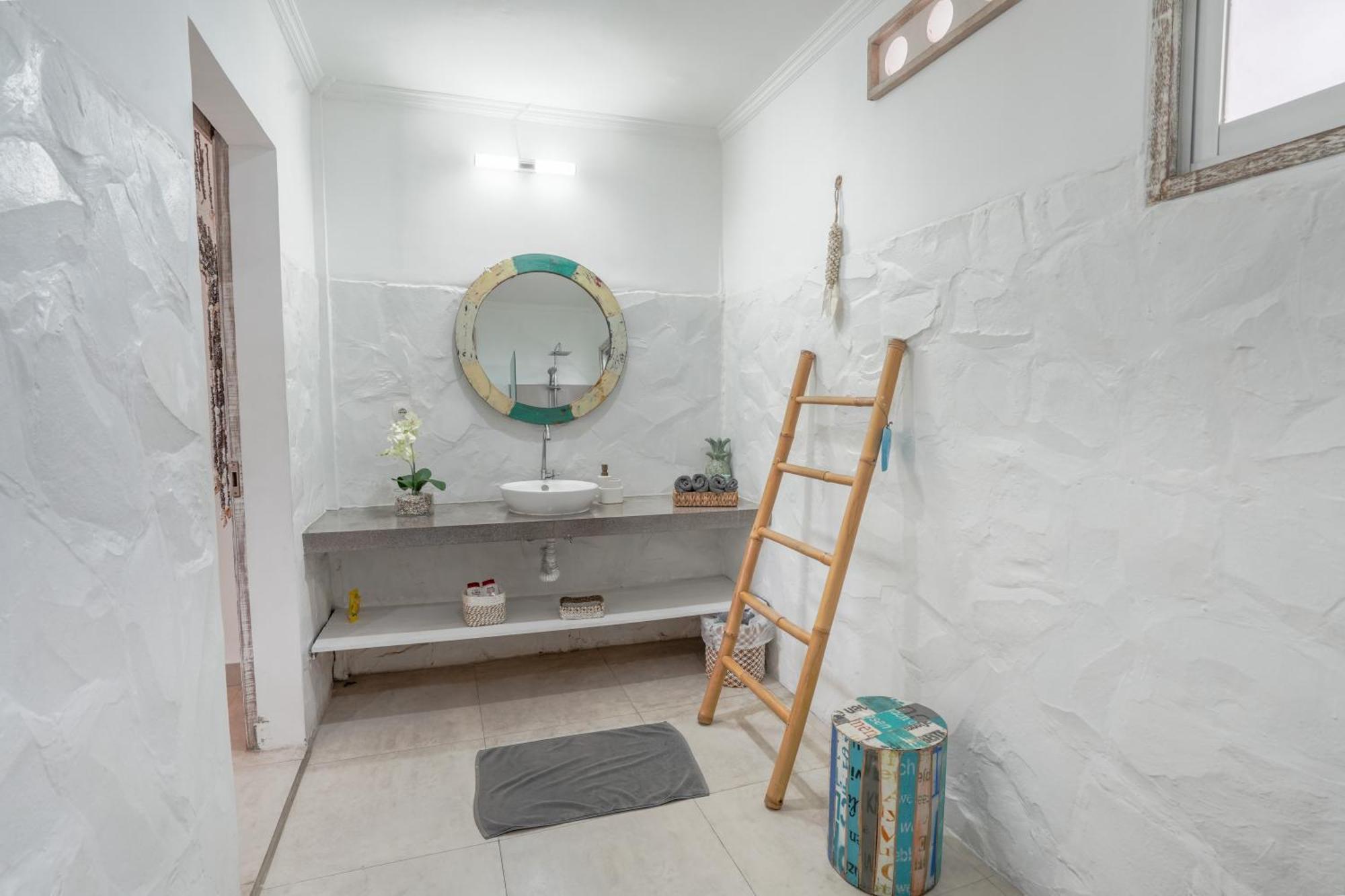 Villa Piece Of Peace Private 3Br With Large Pool And Garden Canggu Dış mekan fotoğraf